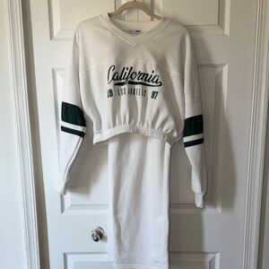 Fashion Nova California Sweatsuit Cropped Sweatshirt with Green Accents